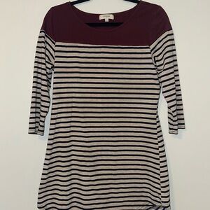 Umgee Burgundy, Tan, and Black Striped 3/4 Sleeve Top size Large
